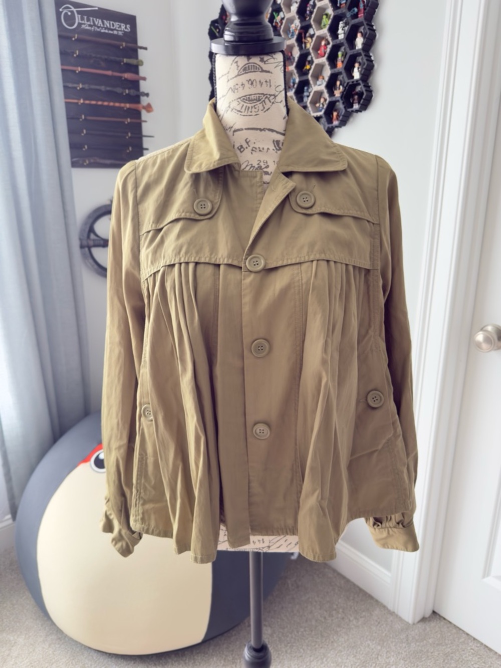 Vintage late 90s Vertigo Paris Pleated Button-Front Cropped Trench Jacket